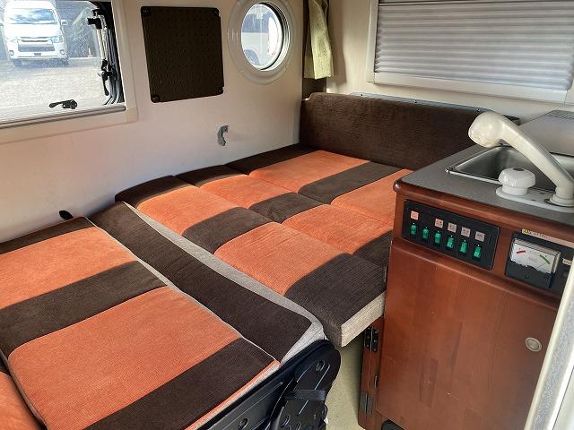 インディ707　キャンピングカー