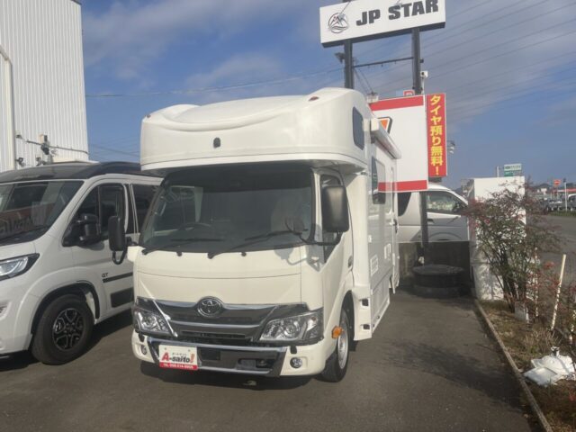 ディスカバリー キャンピングカー