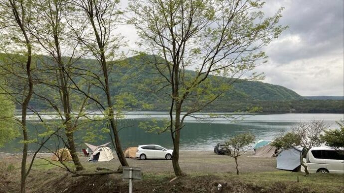 山梨県　西湖　キャンプ場